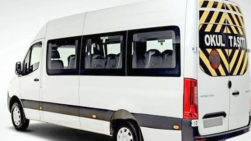 OKUL SERVİS &Uuml;CRETLERİNE %33 ZAM: VELİLER TEPKİLİ