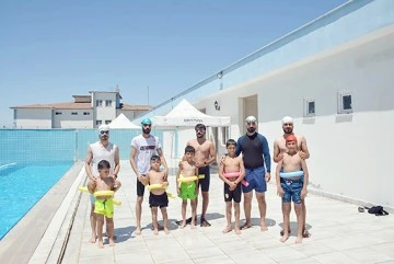 OLİMPİK HAVUZDA, &Ouml;ZEL &Ccedil;OCUKLARA &Ouml;ZEL Y&Uuml;ZME EĞİTİMİ