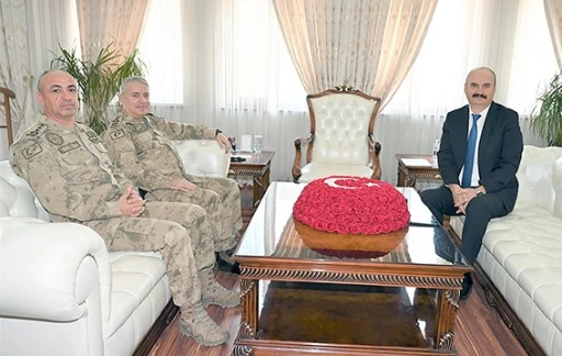 ORG. KURTOĞLU&rsquo;NDAN VALİ CANALP&rsquo;A ZİYARET