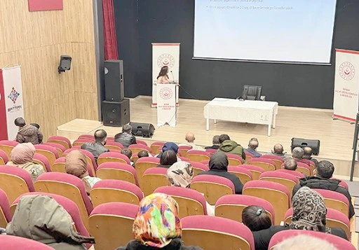 OTİZMLİ BİREYLERİN AİLELERİNE Y&Ouml;NELİK SEMİNER D&Uuml;ZENLENDİ