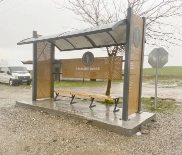 OTOB&Uuml;S DURAĞI YAPIMI TAMAMLANDI