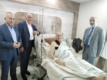 &Ouml;ZDEMİR, HASTA ZİYARETİNDE BULUNDU