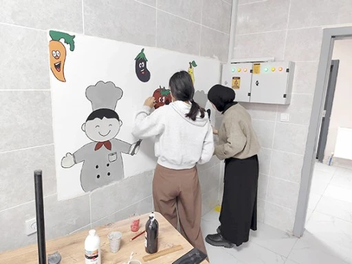 &Ouml;ZEL EĞİTİM OKULUNDA DUVARLAR SANATLA BULUŞTU