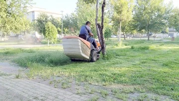 PARK VE BAH&Ccedil;ELERDE YOĞUN &Ccedil;ALIŞMA