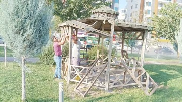 PARKLARDAKİ T&Uuml;M MALZEMELERİN GERİ D&Ouml;N&Uuml;Ş&Uuml;M&Uuml; SAĞLANIYOR