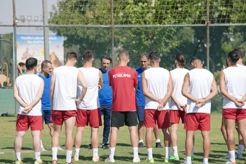 PETROLSPOR SEZONU A&Ccedil;TI