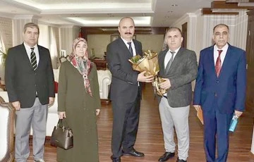 PTT&rsquo;DEN VALİ CANALP&rsquo;A ZİYARET