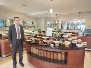 REAL KONAK, GIDA İSRAFINA DİKKAT &Ccedil;EKTİ