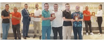 REAL KONAK&rsquo;TAN SADIK MİSAFİRLERİNE PLAKET