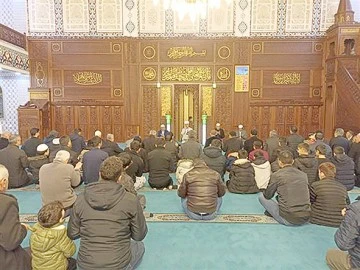 REGAİP KANDİLİ DUA&rsquo;LARLA İDRAK EDİLDİ