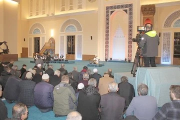 REGAİP KANDİLİ TRT K&Uuml;RDİ&rsquo;DE CANLI YAYINLANDI