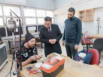 REKT&Ouml;R DEMİR, &Ccedil;ALIŞMALARI YERİNDE İNCELEDİ