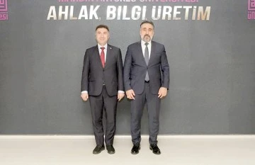 REKT&Ouml;R DEMİR&rsquo;DEN REKT&Ouml;R &Ouml;ZCOŞAR&rsquo;A ZİYARET