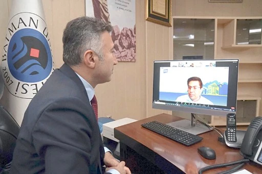 REKT&Ouml;R DEMİR, ENERJİ KONFERANSI&rsquo;NDA A&Ccedil;ILIŞ KONUŞMASI YAPTI