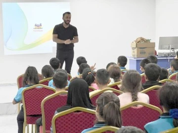 SAĞLIK&rsquo;TAN &Ouml;ĞRENCİLERE EĞİTİM