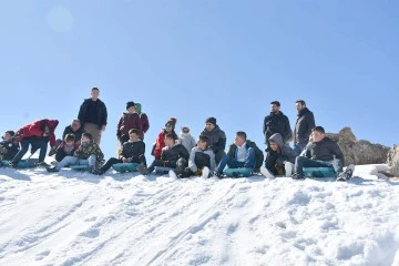 SASON&rsquo;DA &lsquo;&Ccedil;OCUK KAR ŞENLİĞİ&rsquo; D&Uuml;ZENLENDİ
