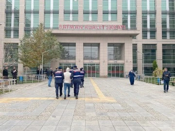 SE&Ccedil;İM B&Ouml;LGESİNDE SİLAH VE M&Uuml;HİMMAT ELE GE&Ccedil;İRİLDİ