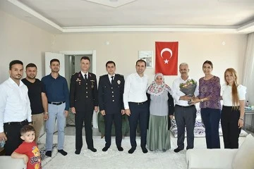 ŞEHİT AİLESİNE BAYRAM ZİYARETİ
