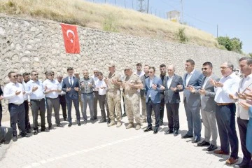 ŞEHİTLER DUALARLA ANILDI