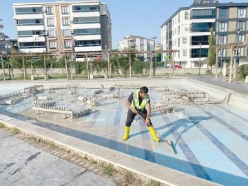 S&Uuml;S HAVUZLARI VE PARKLARIN BAKIM VE ONARIMI YAPILDI