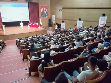 &lsquo;TRAVMA&rsquo; SEMPOZYUM D&Uuml;ZENLENDİ