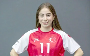 T&Uuml;M TAKIMLAR BEYZANUR&rsquo;U İSTİYOR