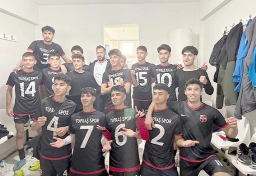 U18 LİGİNDE ŞAMPİYON TÜPRAŞ SPOR