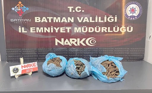 UYUŞTURUCU OPERASYONU: 1 KİLO 650 GRAM SKUNK ELE GE&Ccedil;İRİLDİ