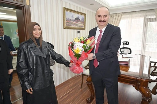 VALİ CANALP&rsquo;A ULUSLARARASI G&Ouml;&Ccedil;MENLER G&Uuml;N&Uuml; ZİYARETİ