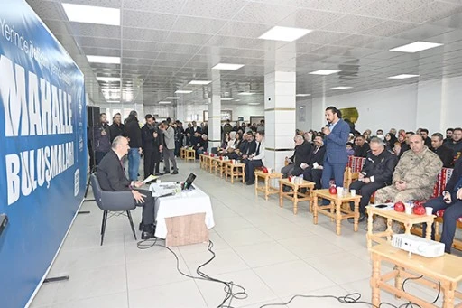 VALİ CANALP, AKY&Uuml;REK&rsquo;TE İNCELEMELERDE BULUNDU