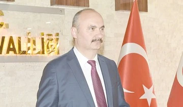 VALİ CANALP, GAZETEMİZİN 30. YILINI KUTLADI