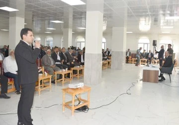 VALİ CANALP, HİLAL&rsquo;DE VATANDAŞLARIN SORUNLARINI DİNLEDİ