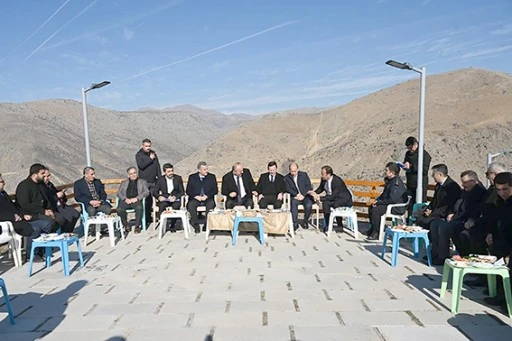 VALİ CANALP, KOZLUK KALESİ&rsquo;Nİ ZİYARET ETTİ