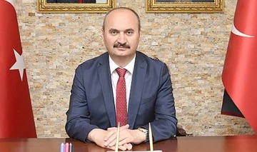 VALİ CANALP&rsquo;TAN BABALAR G&Uuml;N&Uuml; MESAJI