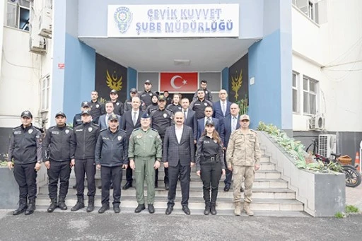 VALİ CANALP&rsquo;TAN BAYRAM ZİYARETİ