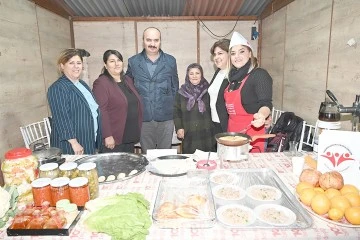 VALİ CANALP&rsquo;TAN FESTİVAL&rsquo;E ZİYARET