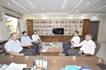 VALİ CANALP&rsquo;TAN MİLLİ EĞİTİM&rsquo;E ZİYARET