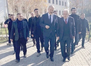 VALİ CANALP&rsquo;TAN SEVGİLİ AİLESİNE TAZİYE ZİYARETİ