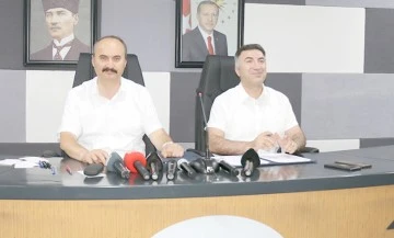 VALİ CANALP &ldquo;&Uuml;NİVERSİTE DAHA G&Uuml;VENLİ HALE GELECEK&rdquo;