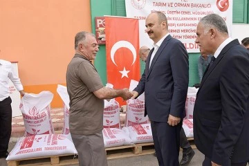 VALİ CANALP, YERLİ MERCİMEK TOHUMU DAĞITIM T&Ouml;RENİNE KATILDI