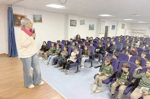 YAZAR G&Ouml;KALPSEZER, &Ouml;ĞRENCİLERLE BULUŞTU