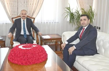 YENİ M&Uuml;D&Uuml;R&rsquo;DEN VALİ CANALP&rsquo;A ZİYARET