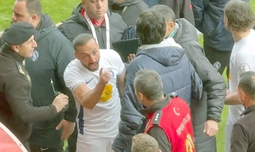 &ldquo;YENİLGİYİ HAZMETMEK DE BİR ERDEMDİR&rdquo;