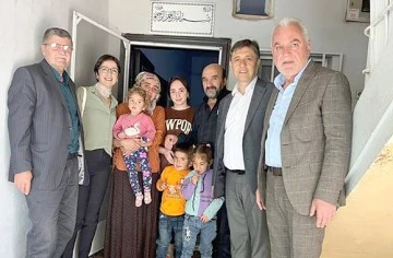 YEŞİL SOL&rsquo;DAN 3 BİN AİLEYE ZİYARET