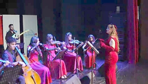 YEŞİLÇAM VE NOSTALJİ GECESİ BÜYÜK İLGİ GÖRDÜ