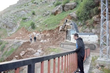 YOL A&Ccedil;MA &Ccedil;ALIŞMALARI YERİNDE İNCELENDİ